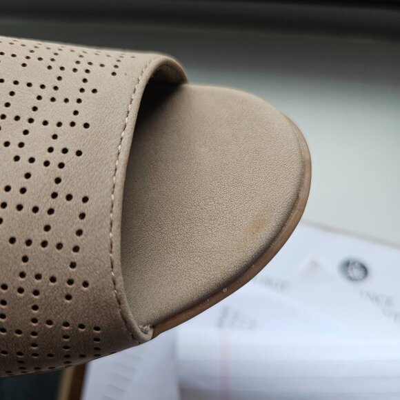 Easy Street sandals - Zelma -  size 8.5 - Picture 10 of 10